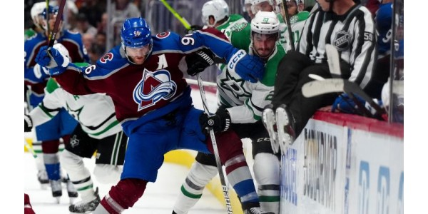 Mikko Rantanen si v Dallas Stars vede dobře Mikko Rantanen si v Dallas Stars vede dobře